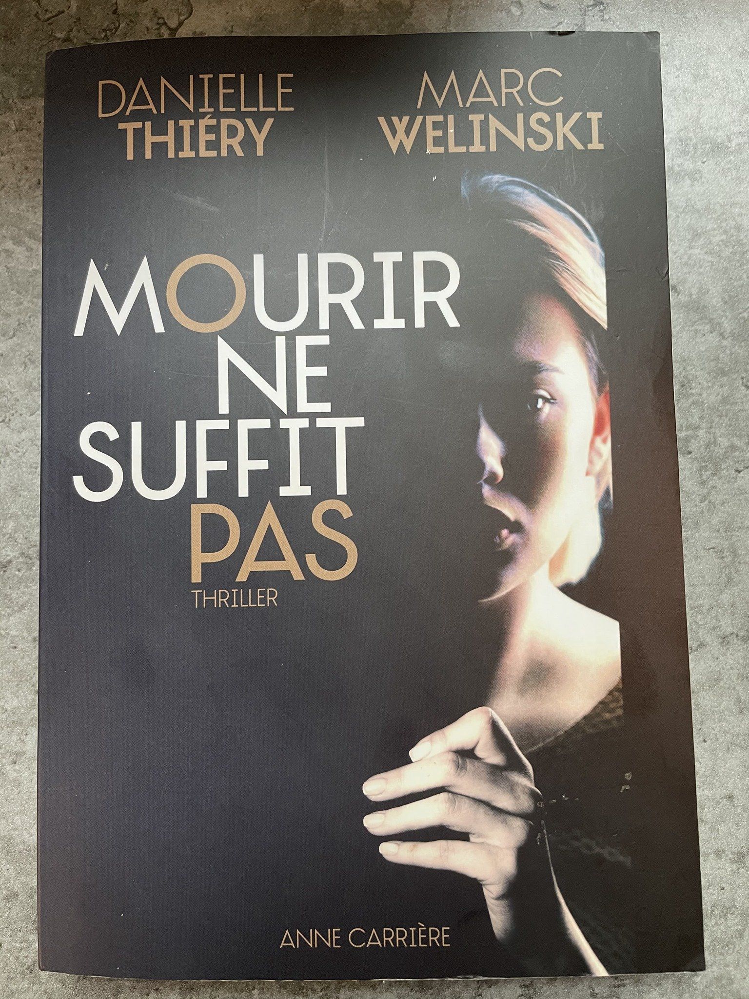 Mourir ne suffit pas