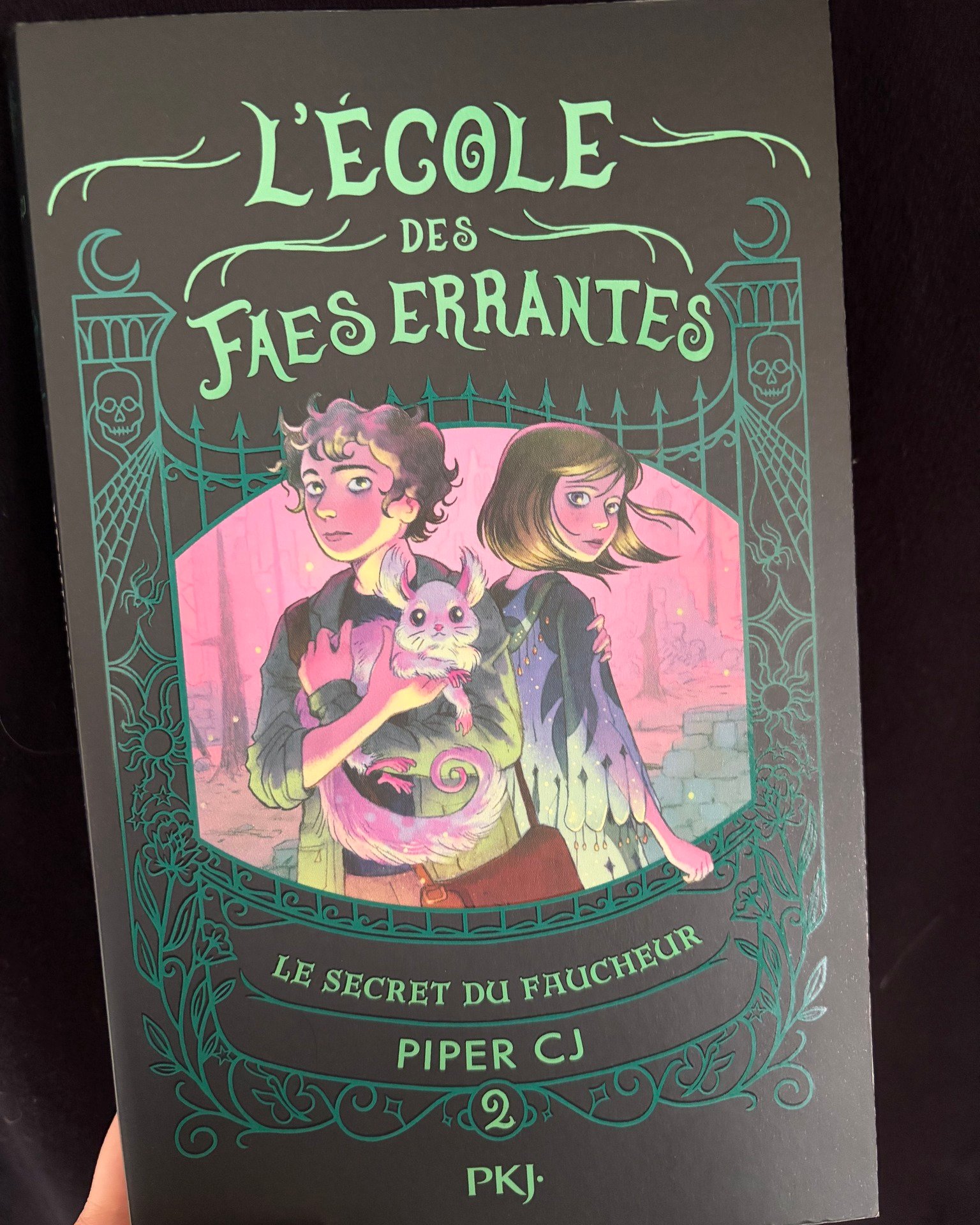 L’école des faes errantes tome 2