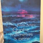 Quatre millimètres à peine